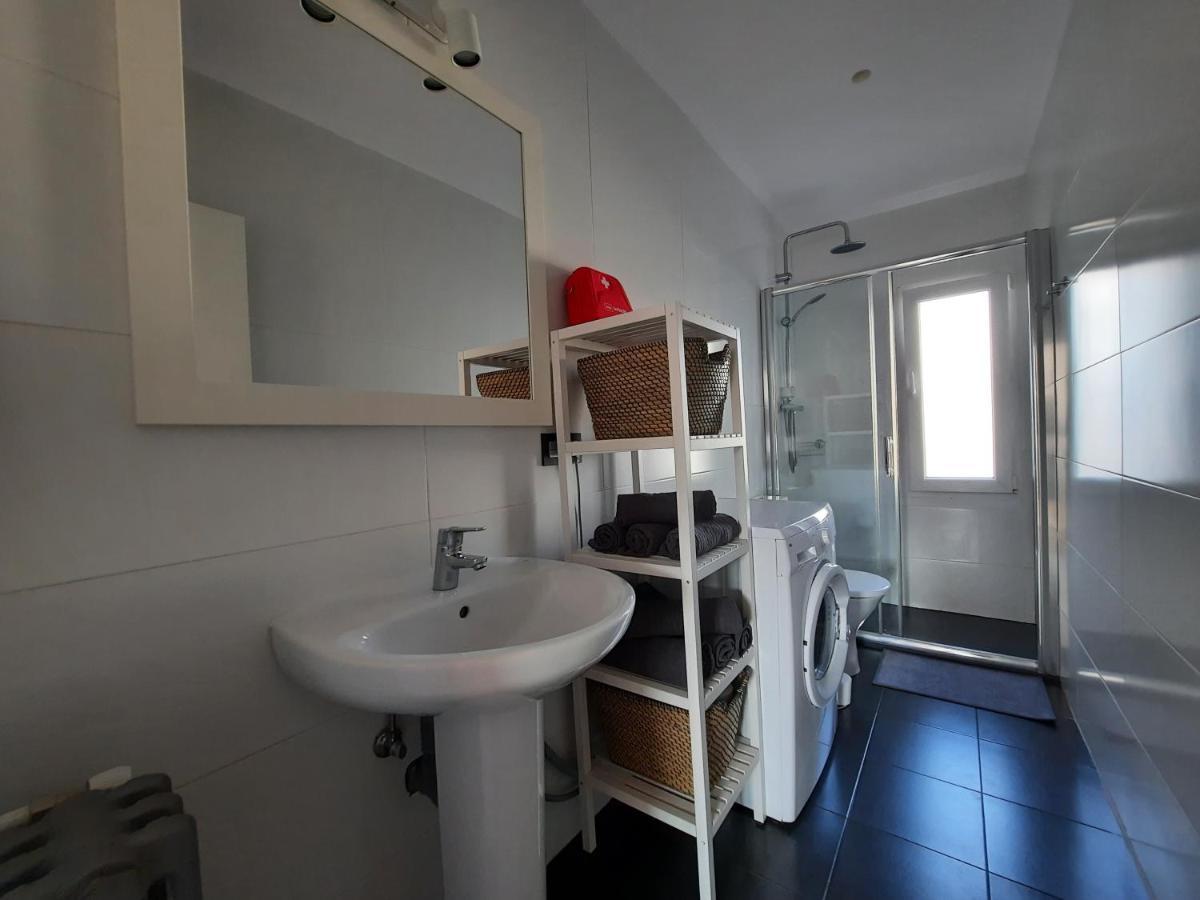 Apartamento Centro Gijon Con Wifi Gratis Y Parking Publico Proximo Incluido Eksteriør bilde